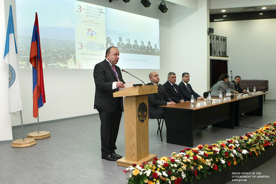 Վարչապետը մասնակցել է հայ բժիշկների միջազգային համագումարին