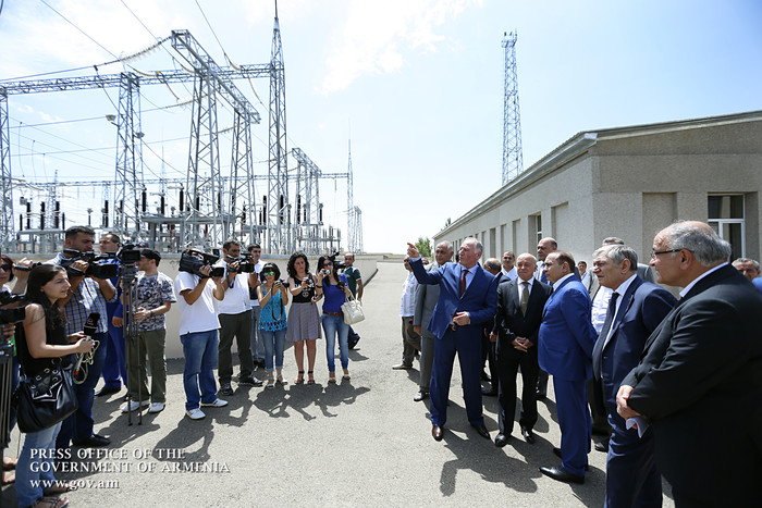 Վարչապետ Հովիկ Աբրահամյանն աշխատանքային այցով Շիրակի մարզում էր