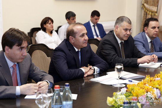 Վարչապետն ընդունել է KFW բանկի և Գերմանիայի միջազգային համագործակցության ընկերության ներկայացուցիչնե