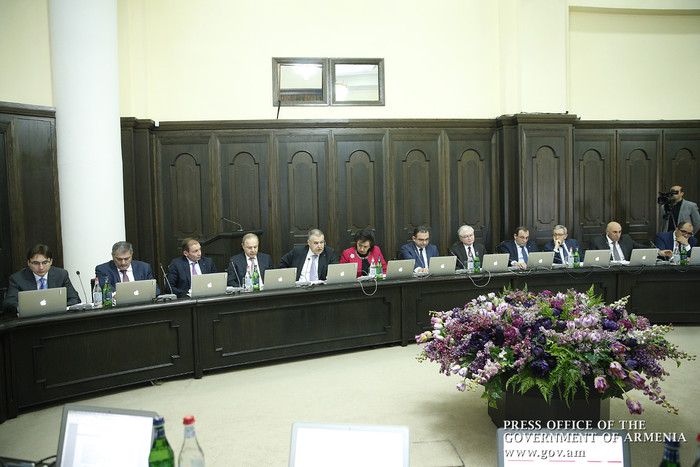 Մարզերում արձանագրվել է զգալի դրական աճ. վարչապետը  հանձնարարել է  վերանայել  մարզպետարանների տարեկա