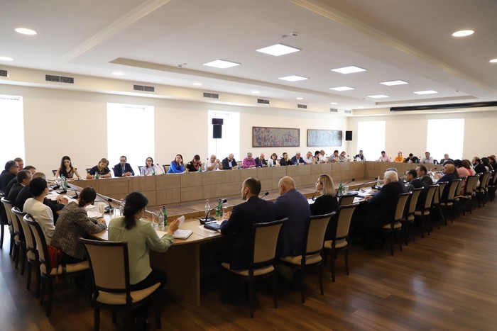 Փոխվարչապետ Մհեր Գրիգորյանը մասնակցել է ՀՀ կառավարության և քաղաքացիական հասարակության կազմակերպությո