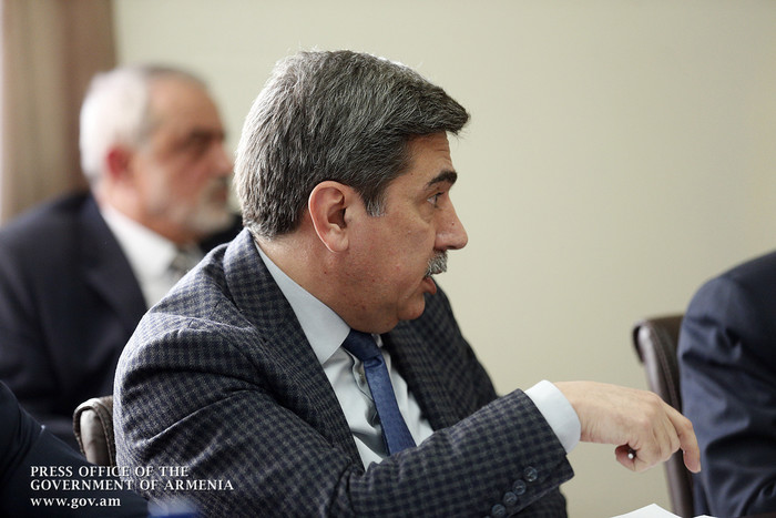 «Անհրաժեշտ է հնարավորինս արագ արդիականացնել նորմատիվատեխնիկական դաշտը». ՀՀ վարչապետը Քաղաքաշինության