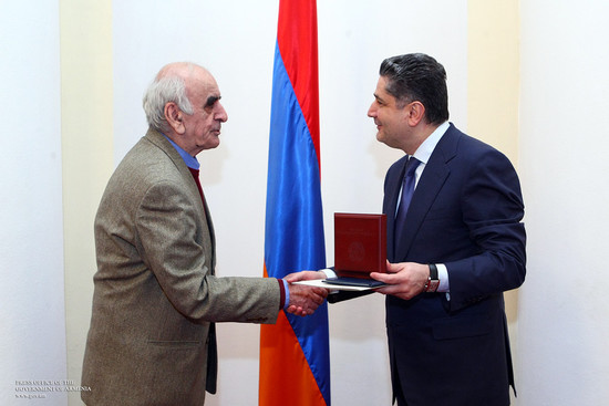 Արտավազդ Փելեշյանը պարգևատրվել է ՀՀ վարչապետի հուշամեդալով