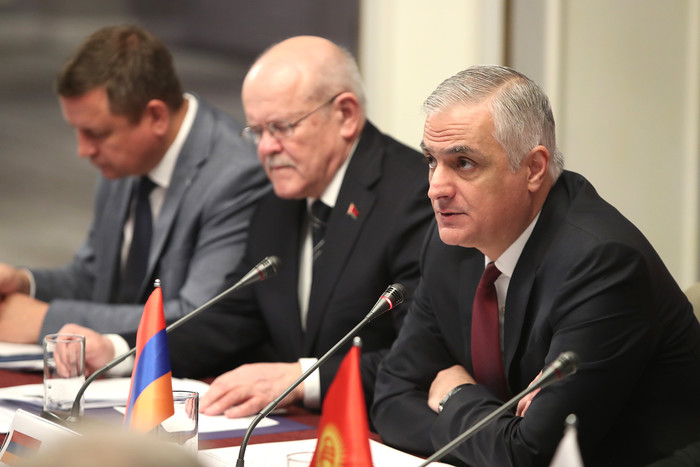 Փոխվարչապետ Մհեր Գրիգորյանը ԵԱՏՄ բարձրագույն հաշվեքննիչ մարմինների կոլեգիայի համատեղ նիստին հանդես է