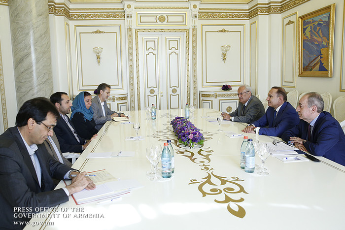 Վարչապետն ընդունել է Իրանի արտահանման և զարգացման բանկի տնօրեն Ալի Սալեհ Աբադիին