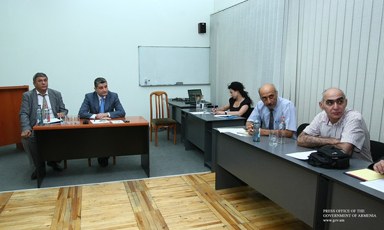 Վարչապետը ծանոթացել է AREAL գծային արագացուցչի լաբորատորիայի կառուցման աշխատանքներին