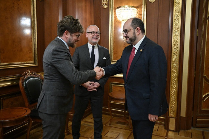 Արայիկ Հարությունյանն ընդունել է Ֆրանսիայի ԵՔՀ հարցերով հատուկ հանձնակատար Հյուգ Մորեին