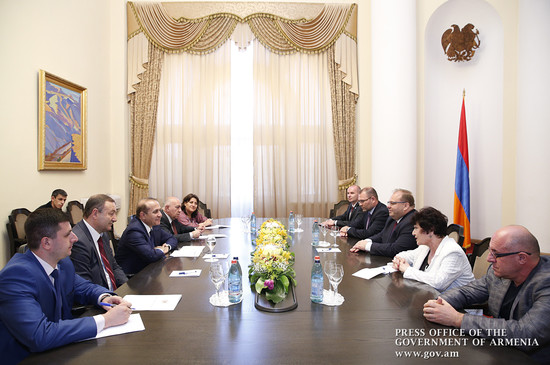 Կառավարությունում քննարկվել են Արմավիրի և Չեխիայի Մորավիա-Սիլեզիայի մարզերի միջև հարաբերությունների 