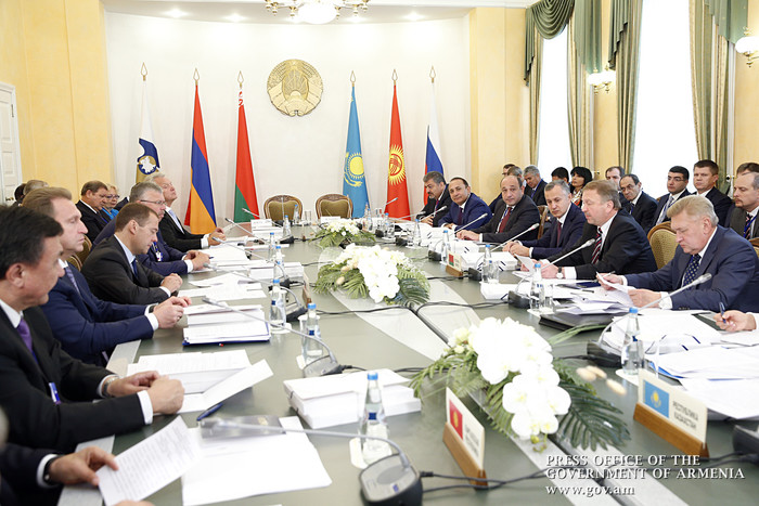 Վարչապետ Հովիկ Աբրահամյանը մասնակցել է ԵԱՏՄ միջկառավարական խորհրդի նիստին