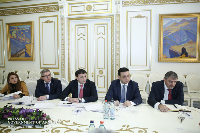 Կառավարությունում քննարկվել են Ուռուցքաբանության գերազանցության հայկական կենտրոնի կառուցման աշխատանք