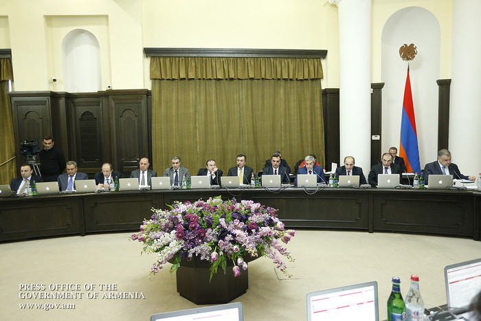 Վարչապետը հանձնարարել է առաջարկություններ ներկայացնել ներմուծումը տեղական արտադրությամբ փոխարինելու 