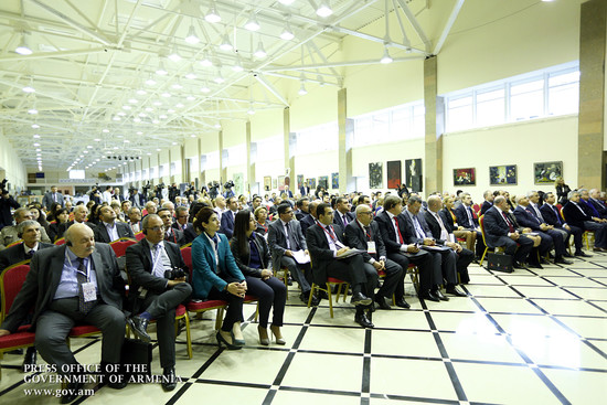 Վարչապետի մասնակցությամբ բացվել է «Հայաստանը՝ ոսկեգործության տարածաշրջանային կենտրոն»  ներդրումային 