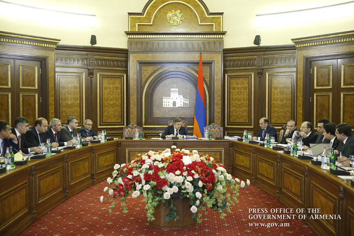 Կառավարությունում քննարկվել են տարբեր ներդրումային փաթեթներ