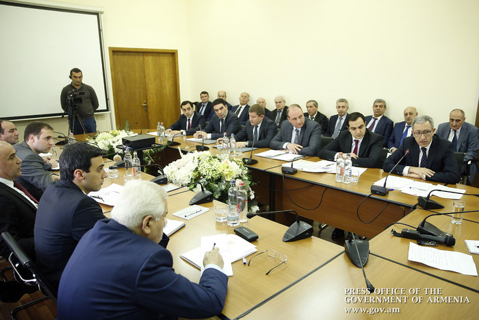 Վարչապետն այցելել է ՀՀ էներգետիկ ենթակառուցվածքների և բնական պաշարների նախարարություն