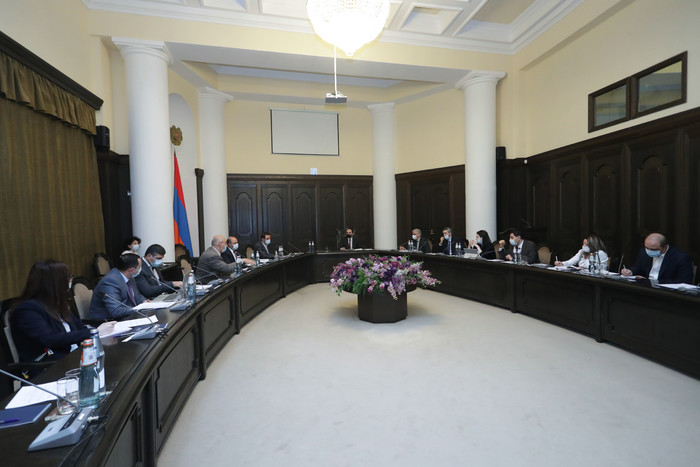 Տիգրան Ավինյանի գլխավորությամբ կայացել է Երևան քաղաքի 33-րդ թաղամասի կառուցապատման աշխատանքները համա