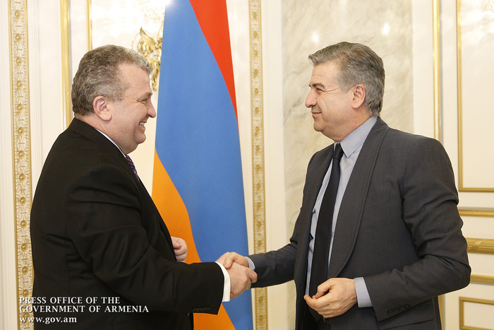 Վարչապետն ընդունել է Հայաստանում Ռումինիայի դեսպանին` դիվանագիտական առաքելության ավարտի կապակցությամ