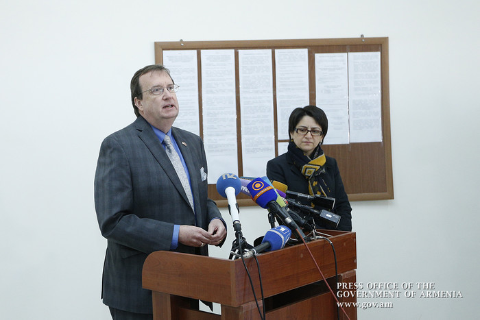 Վարչապետը ծանոթացել է «Արմավիր» ՔԿՀ-ի նոր մասնաշենքերում ստեղծված պայմաններին
