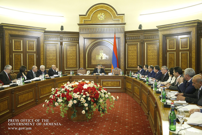 Սեփական եկամուտների աճ ապահոված համայնքների ղեկավարների հետ վարչապետը քննարկել է զարգացման նոր ծրագր