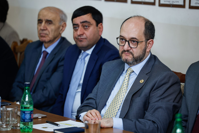 Արայիկ Հարությունյանն այցելել է Արմավիրի մարզի ազգային փոքրամասնությունների բնակավայրեր
