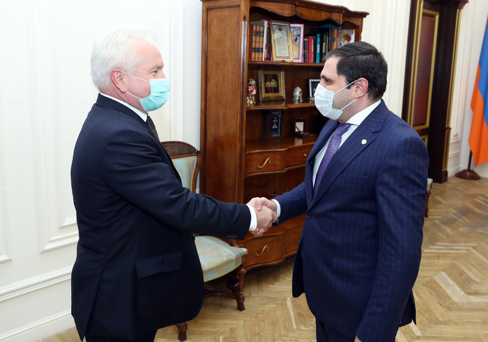 Փոխվարչապետ Սուրեն Պապիկյանը հանդիպել է Իգոր Մասլովի գլխավորած պատվիրակությանը