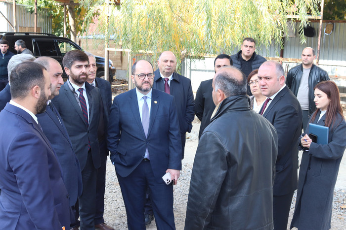 Արայիկ Հարությունյանն այցելել է Արարատի մարզի ազգային փոքրամասնությունների բնակավայրեր