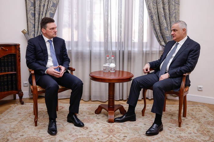 Փոխվարչապետ Մհեր Գրիգորյանն ընդունել է ԵԱԶԲ վարչության նախագահին