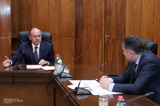Կառավարությունում շարունակվել է պետական գերատեսչությունների հաշվետվությունների ներկայացումը