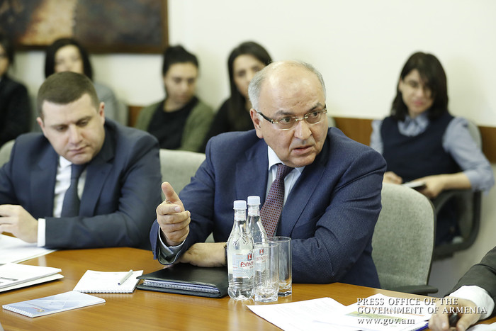 Վարչապետը ծանոթացել է ՀՀ տարածքային կառավարման և զարգացման նախարարության 2017 թ. գործունեությանը