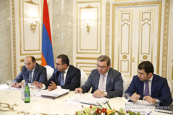 Քննարկվել են թեթև արդյունաբերության ոլորտի զարգացմանն ուղղված մեխանիզմները