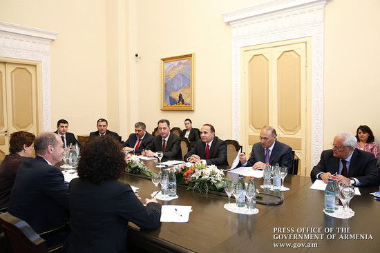 Վարչապետն ընդունել է ԱՄՀ (IMF) հայաստանյան առաքելության ղեկավարին