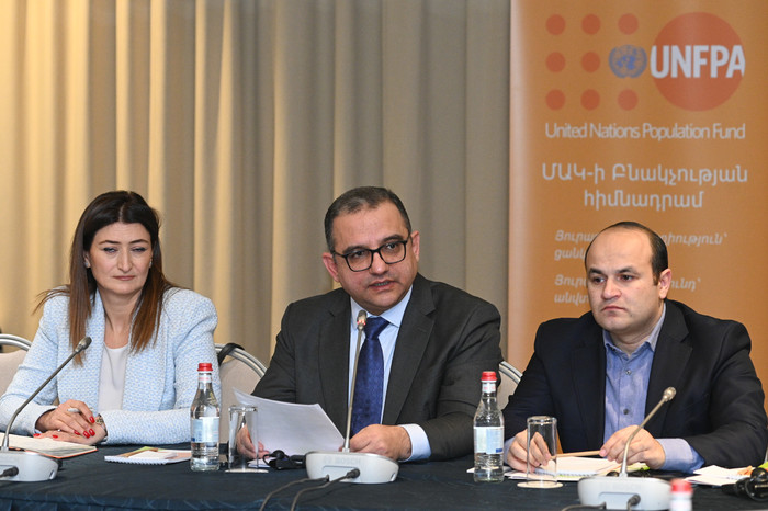 Տիգրան Խաչատրյանի նախագահությամբ  տեղի է ունեցել ժողովրդագրական իրավիճակի բարելավման խորհրդի նիստ