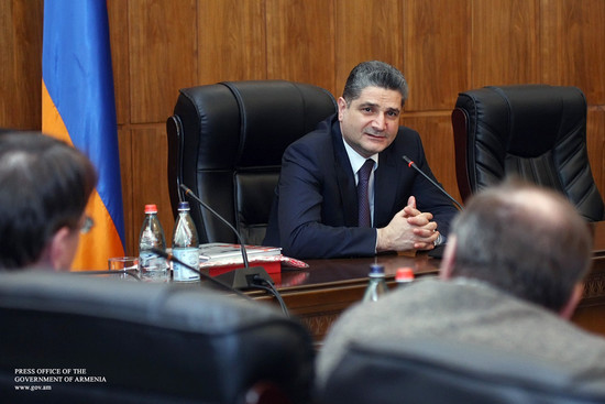 Վարչապետը պատասխանել է ԱՊՀ, Բալթյան երկրների և Վրաստանի գլխավոր խմբագիրների ակումբի անդամների հարցեր