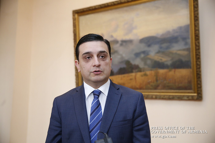 Արմեն Մուրադյանը վարչապետ Աբրահամյանին զեկուցել է, որ համաճարակաբանական վիճակը վերահսկելի է և կառավա
