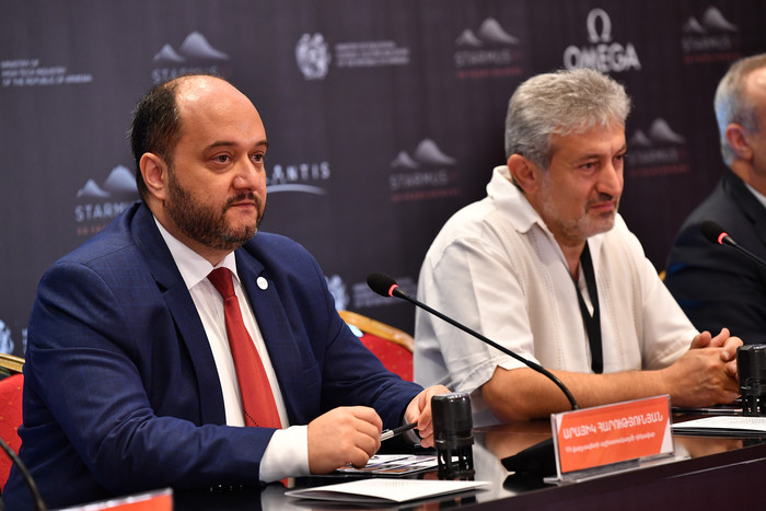 Արայիկ Հարությունյանը մասնակցել է «Սթարմուս» 6-րդ միջազգային փառատոնը Երևանում» թեմայով նամականիշի մ