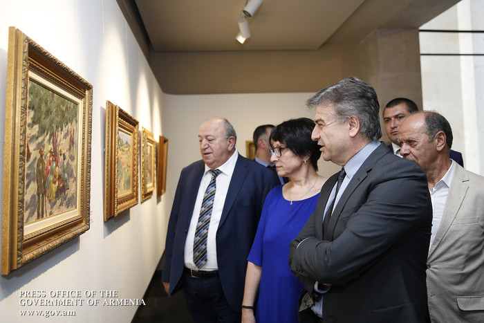 Վարչապետը ներկա է գտնվել «Ընտրանի» խորագրով ցուցահանդեսի բացմանը