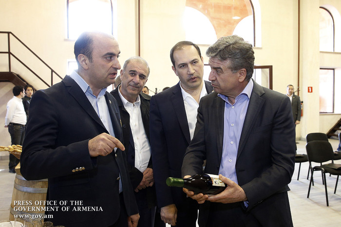 Կարեն Կարապետյանը ծանոթացել է համակցված կերերի արտադրությամբ և գինեգործությամբ զբաղվող ընկերությունն