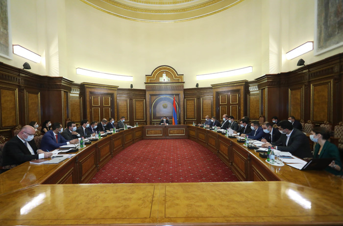 Փոխվարչապետ Սուրեն Պապիկյանը խորհրդակցություն է անցկացրել  ՀՀ մարզերին և Երևան քաղաքին առնչվող հարցե