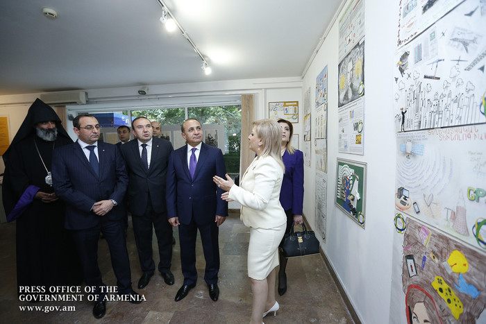 Վարչապետը ներկա է գտնվել «Նորագույն տեխնոլոգիաների օգտագործումն ինժեներական մասնագիտացումներում» խոր