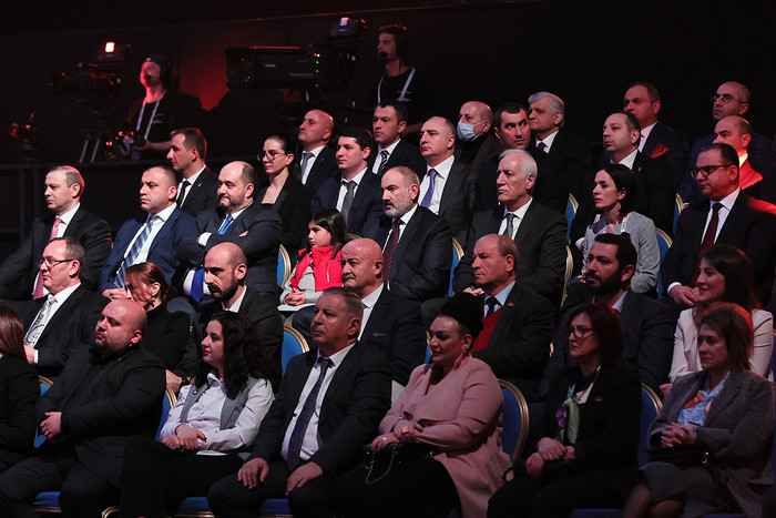 Վստահ եմ՝ ծանրամարտի Եվրոպայի առաջնությունը ծնելու է նոր հերոսներ, որոնց սխրանքը ոգևորելու է շատերիս
