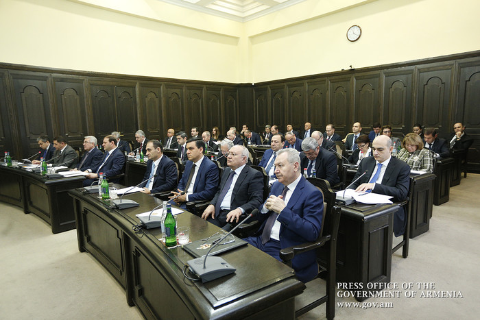 Վարչապետը հանձնարարել է առաջարկություններ ներկայացնել ներմուծումը տեղական արտադրությամբ փոխարինելու 