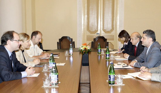 Պաշտոնական լրահոս