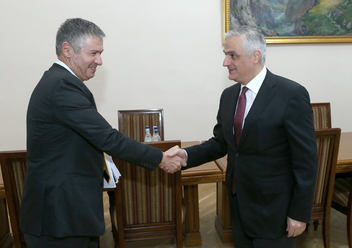 Փոխվարչապետ Մհեր Գրիգորյանն ընդունել է  ԱԶԲ հայաստանյան գրասենյակի նորանշանակ տնօրենին
