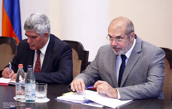 Վարչապետն ընդունել է Ֆիլիպ Լըֆորին
