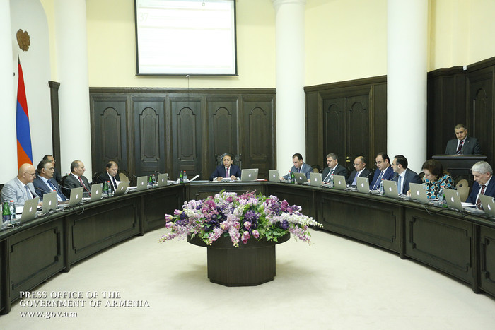 Կառավարությունը կաջակցի Արմավիրի մարզում ուժեղ քամու և կարկուտի պատճառած վնասի վերացմանը և մի շարք ա