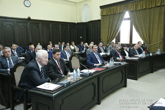 Վարչապետ. «Հարկավոր է տնտեսվարողների բեռն  ավելի թեթևացնել, հնարավորություններն ավելի մեծացնել, բիզն