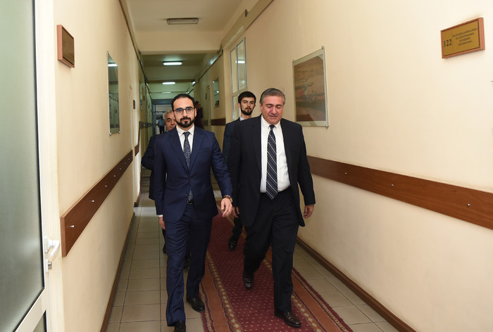 Փոխվարչապետ Տիգրան Ավինյանը շրջայց է կատարել Գյուղատնտեսության նախարարությունում