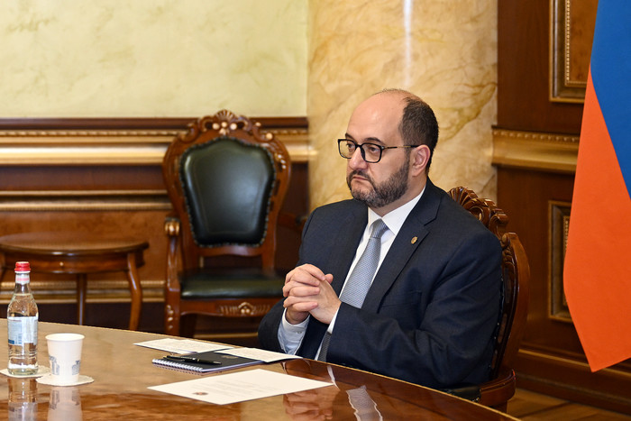Արայիկ Հարությունյանը հանդիպում է ունեցել Վասիլիս Մարագոսի հետ