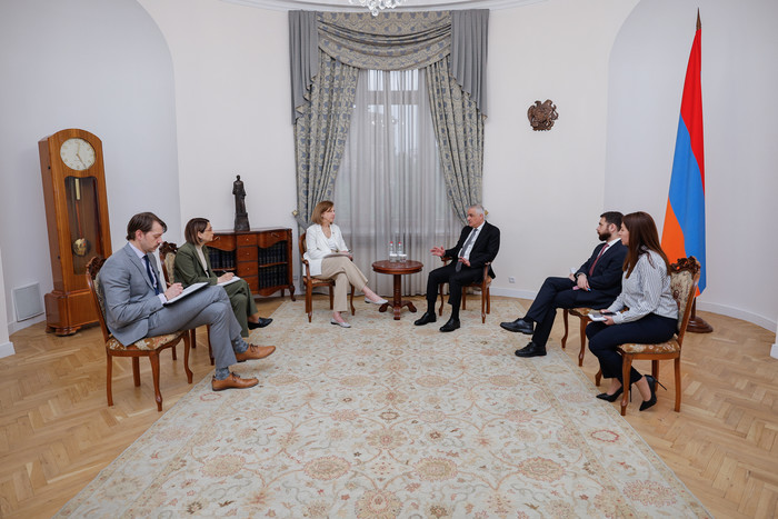 Փոխվարչապետ Մհեր Գրիգորյանն ընդունել է ԱՄՆ դեսպանին