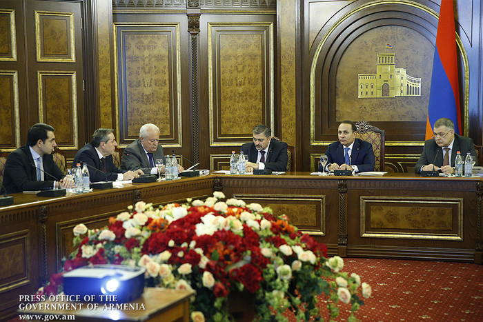 Կառավարությունում շարունակվում են էներգետիկ համակարգի երկարաժամկետ զարգացման վերաբերյալ քննարկումներ