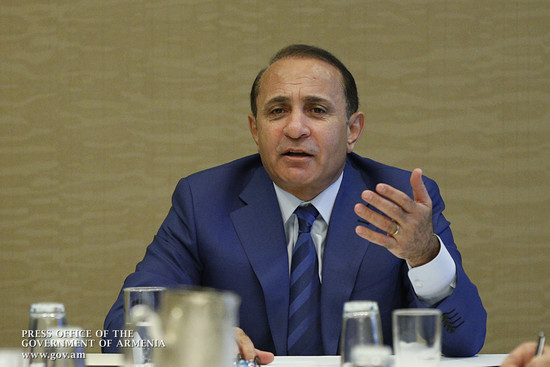ՀՀ վարչապետ Հովիկ Աբրահամյանը Վաշինգտոնում հանդիպել է  հայ համայնքի ներկայացուցիչներին